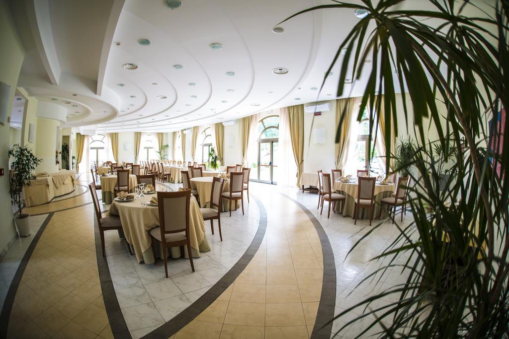 Hotel Parco Delle Rose Acquappesa Kültér fotó
